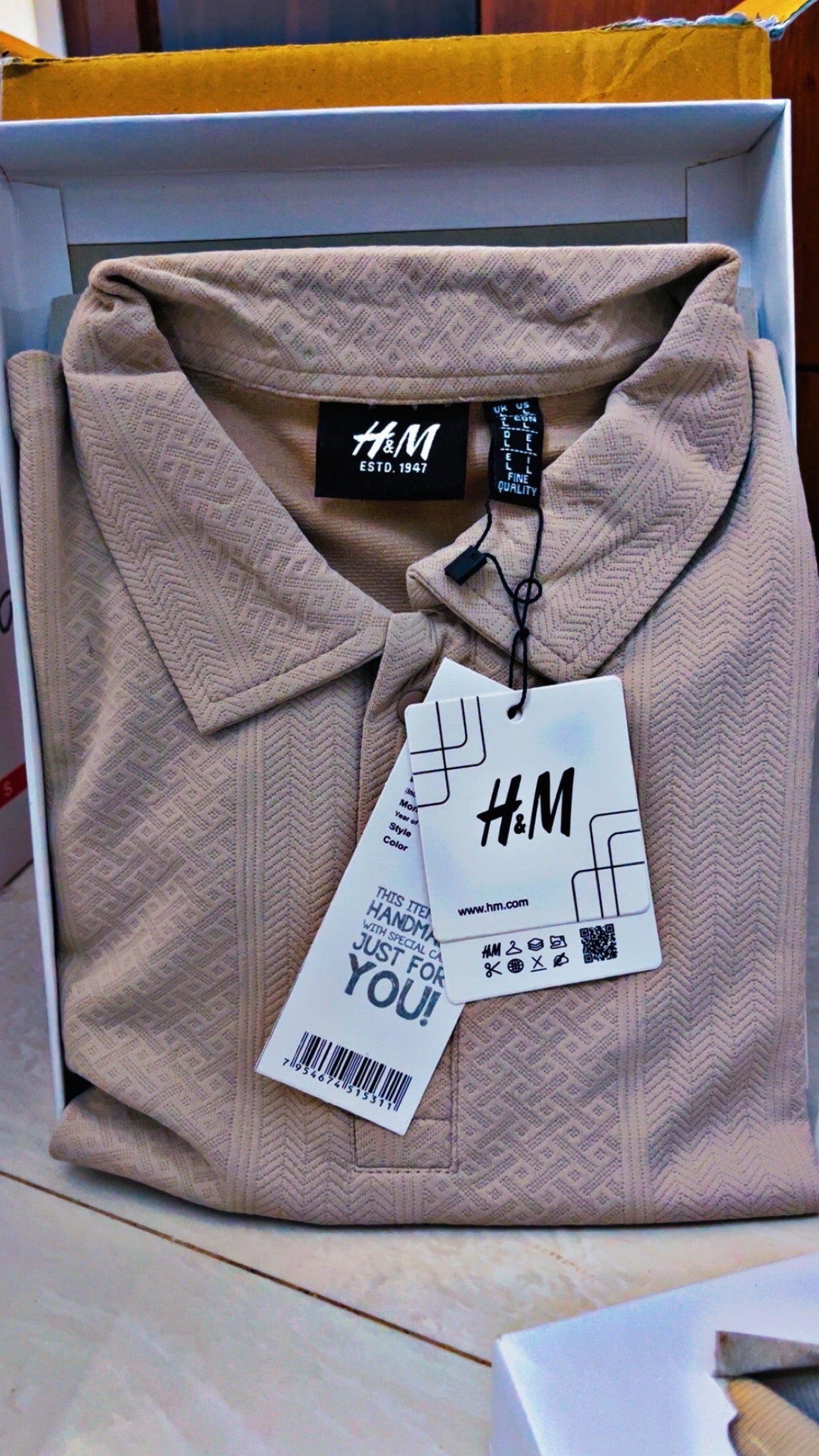 H&M Men's Texture Stylish Half Sleeve Casual T-Shirt – Plain & Trendy